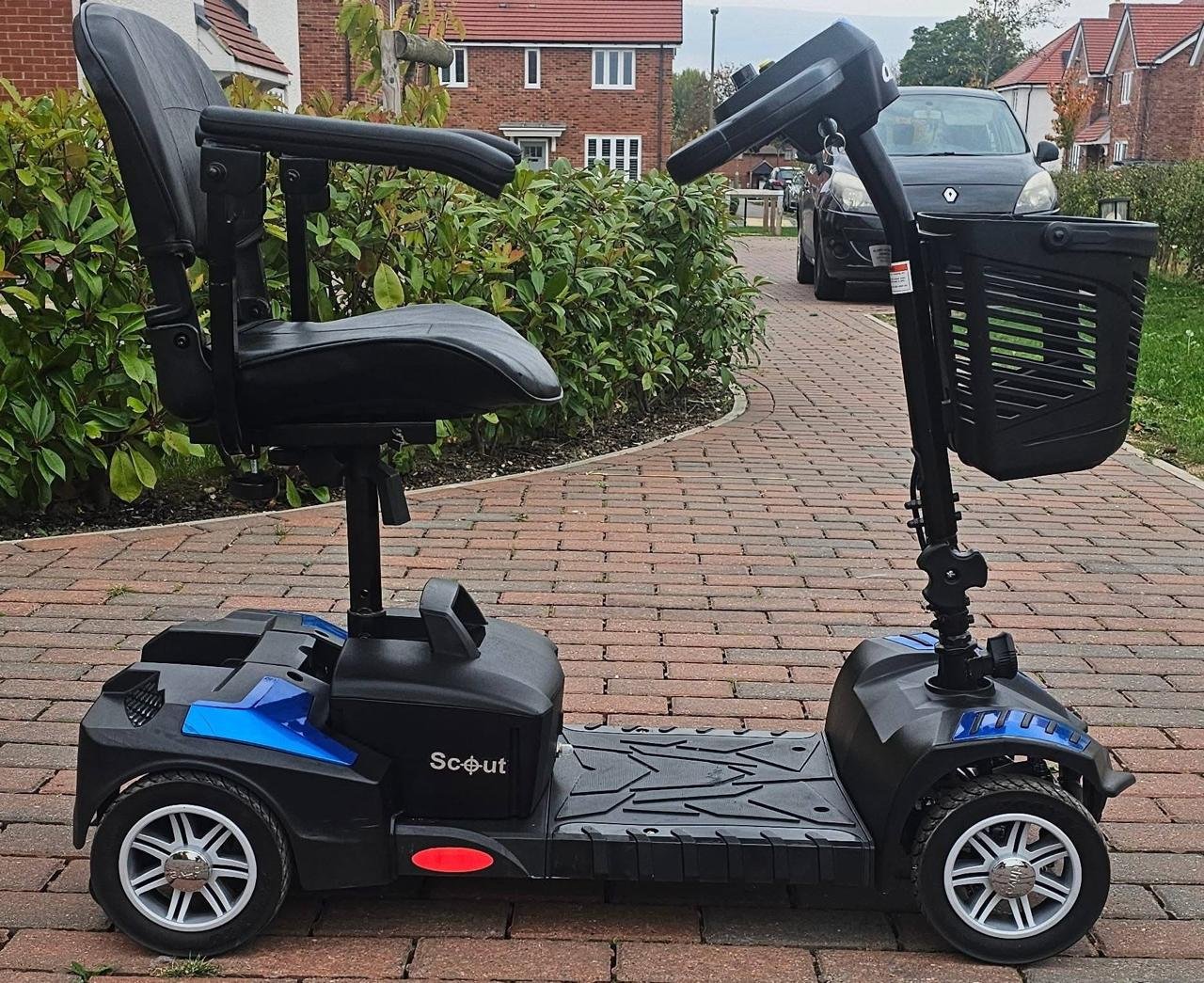 4-wheel-electric-mobility-scooter 4-wheel electric mobility scooter - Image 1
